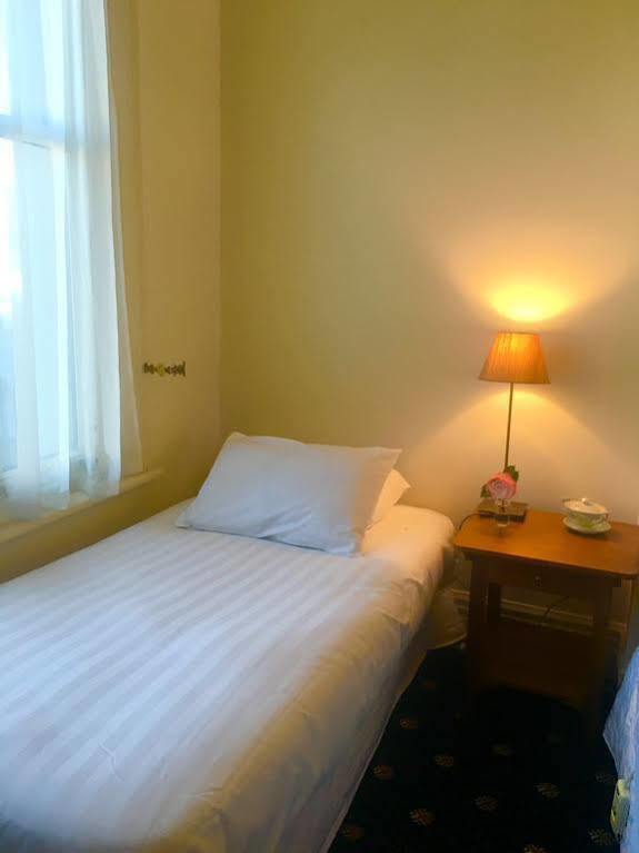 Highland House Boutique Hotel Dunedin Exterior foto